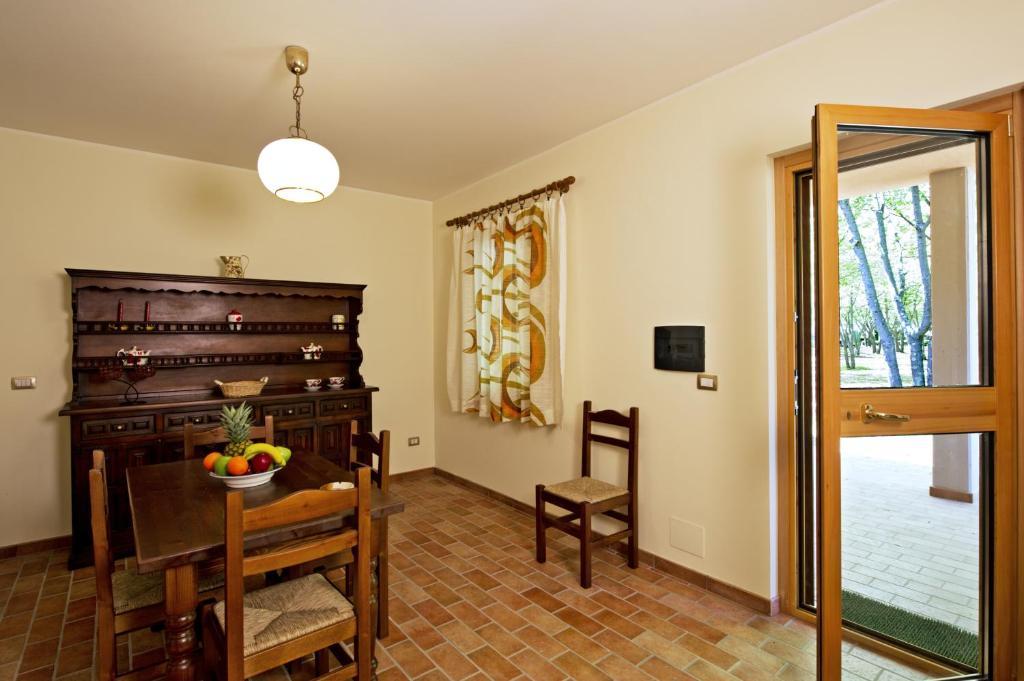 בולסנה Lido Camping Village חדר תמונה